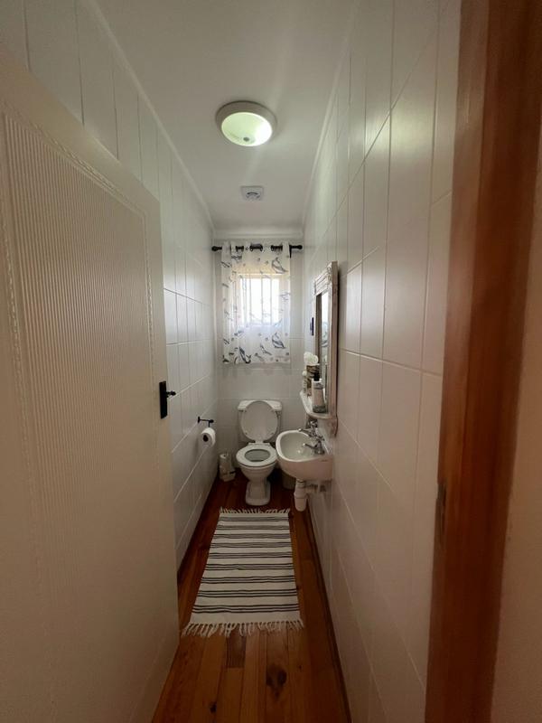 To Let 4 Bedroom Property for Rent in Sedgefield Central Western Cape